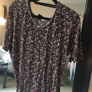 H&M Quarter sleeve black and red floral shirt